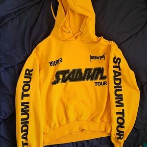 cropped hoodie